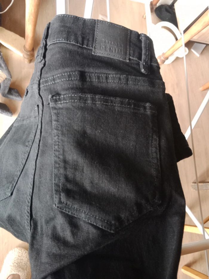 Jeans noir - photo numéro 4
