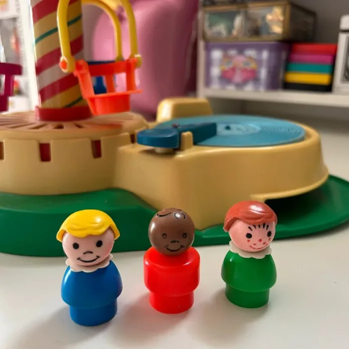 Manège à disques carrousel musical fisher price vintage - photo numéro 2