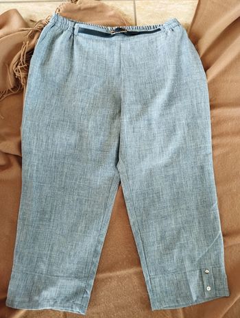 Pantacourt avec ceinture intégré