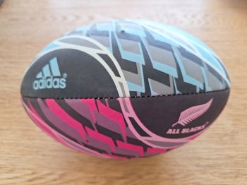 ballon de rugby all blacks adidas - neuf