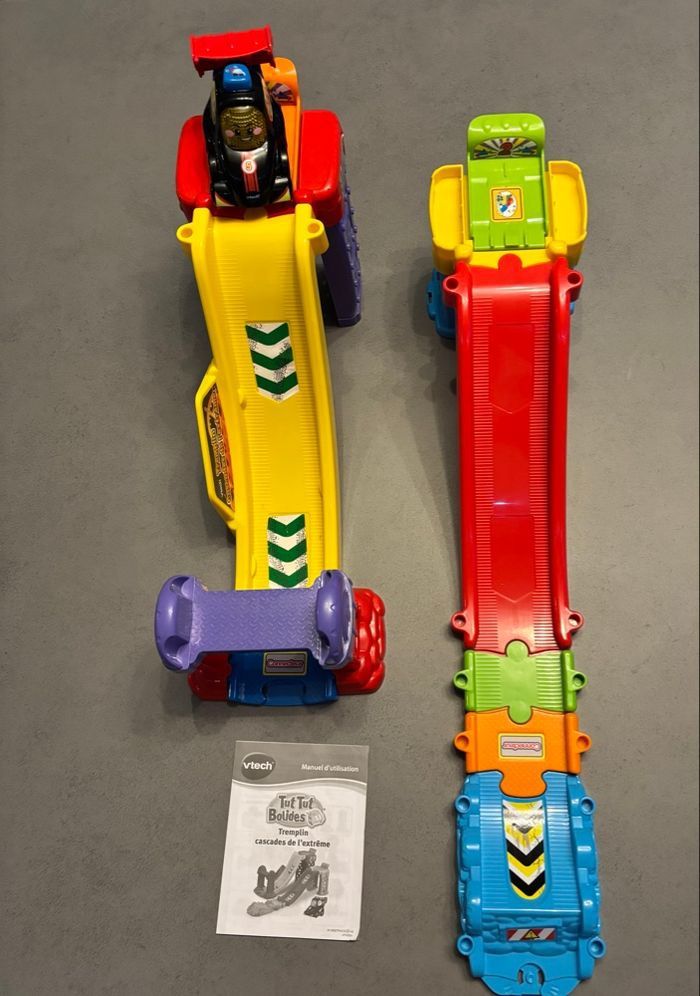 Tut tut bolides « tremplin cascades de l’extrême » de vtech - photo numéro 3