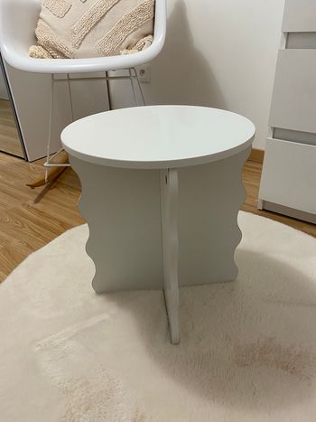 Table d’appoint ondulée 