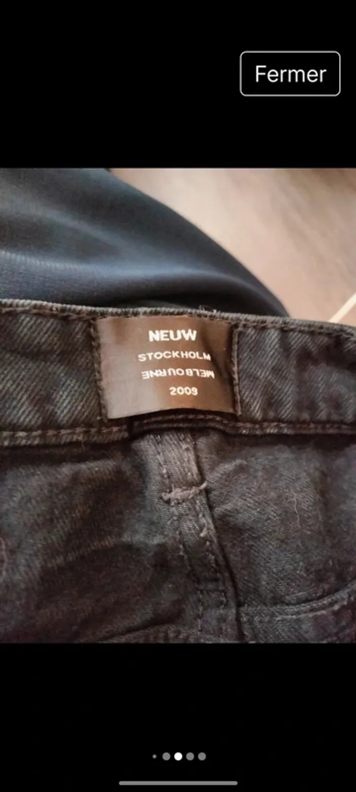 Jean noir droit T 42 - photo numéro 6