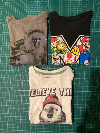 Lot 3 tee-shirts manches longues 6 ans