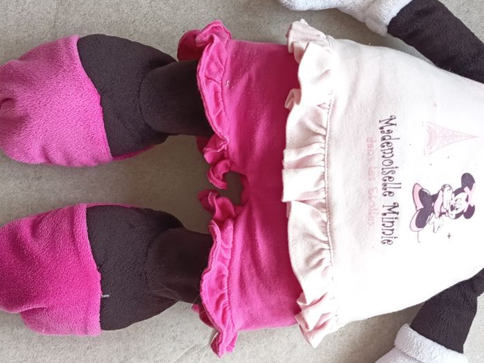 Peluche Minnie range pyjama - photo numéro 3