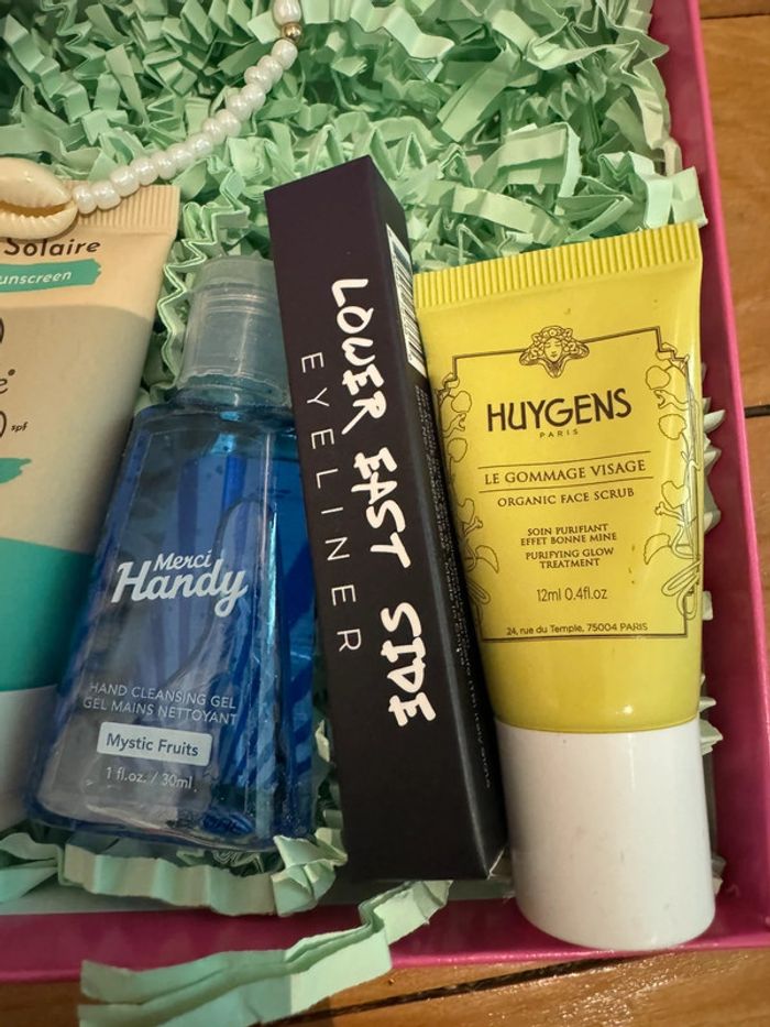 Lot produits beauté - photo numéro 3