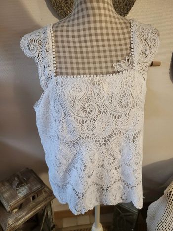 Débardeur broderie