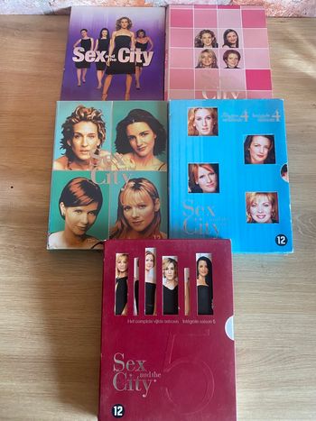 Lot de 13 dvd sex and the city 