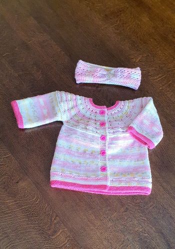 Brassière/gilet et bandeau assorti  Taille 3 mois