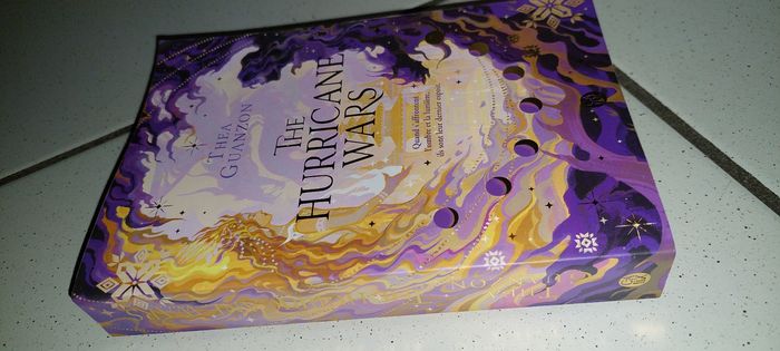 Livre The Hurricane Wars -
Édition brochée - photo numéro 7