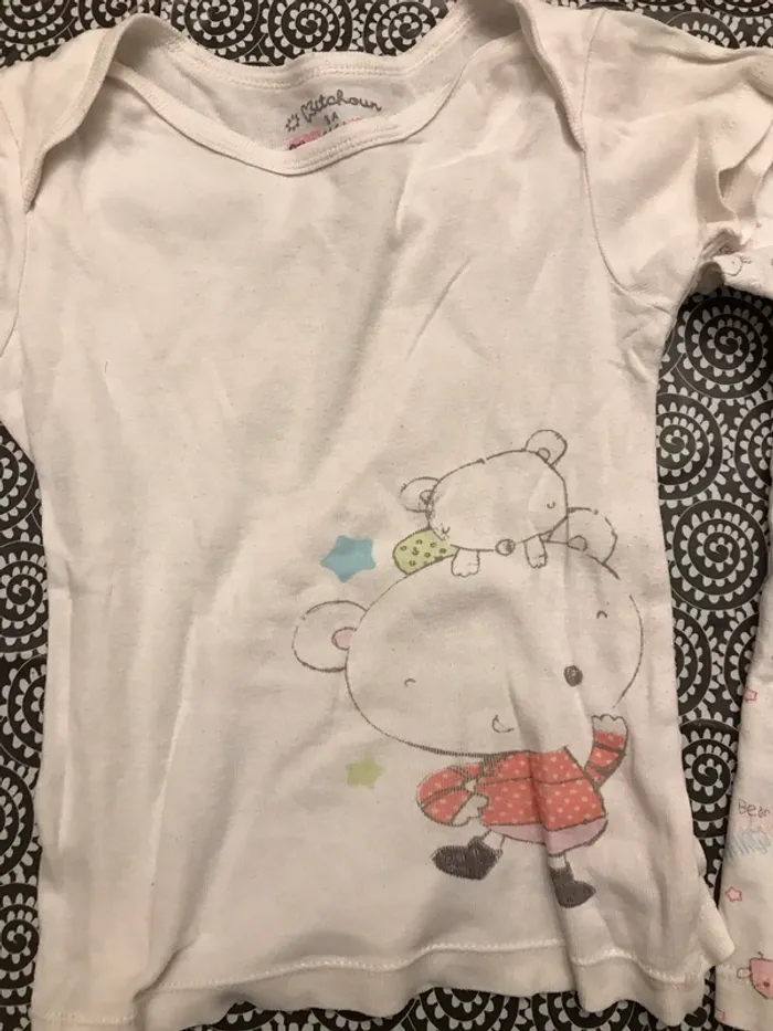 Maillot de corps kitchoun 3 ans en très bon état - photo numéro 2