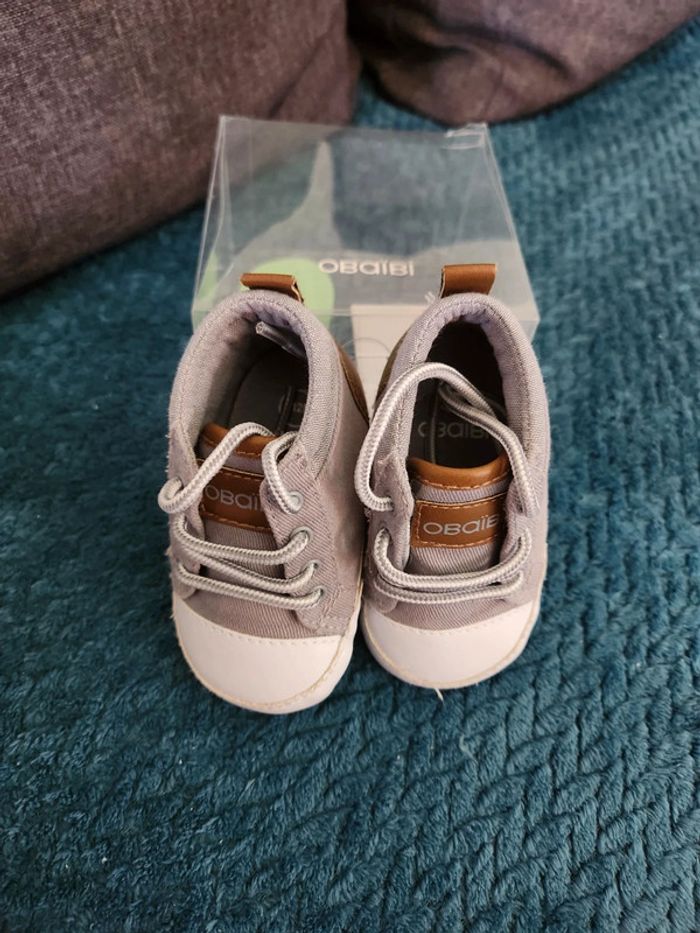 Chaussure bébé - photo numéro 2