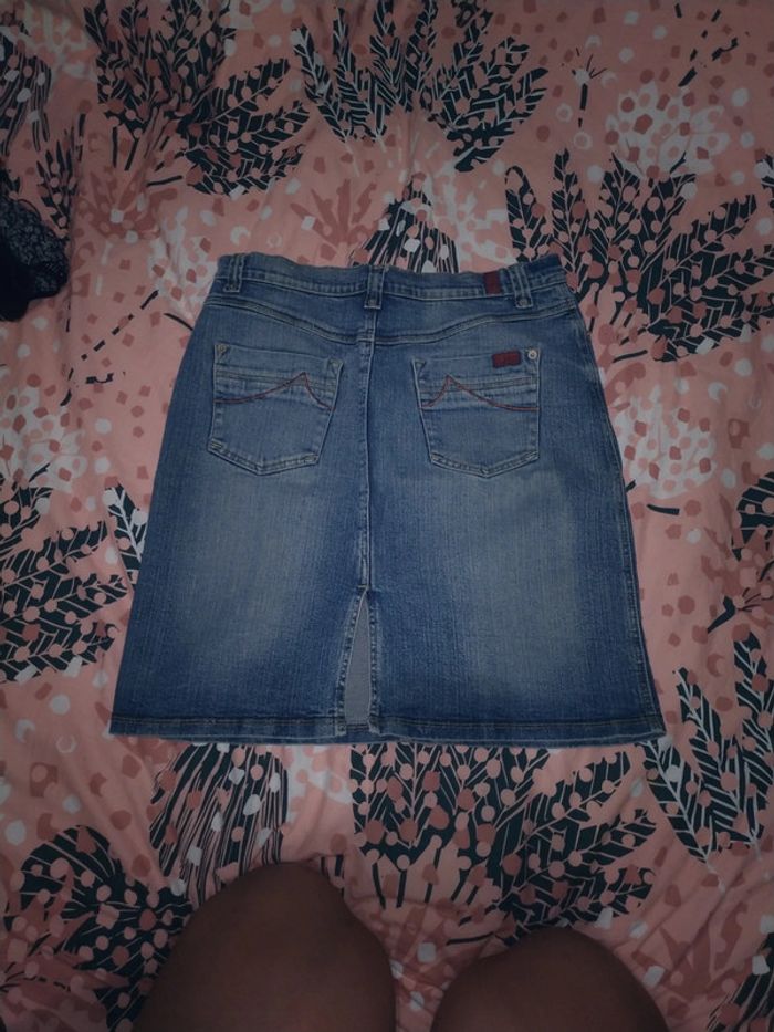 Jupe en jean taille 12 - photo numéro 3