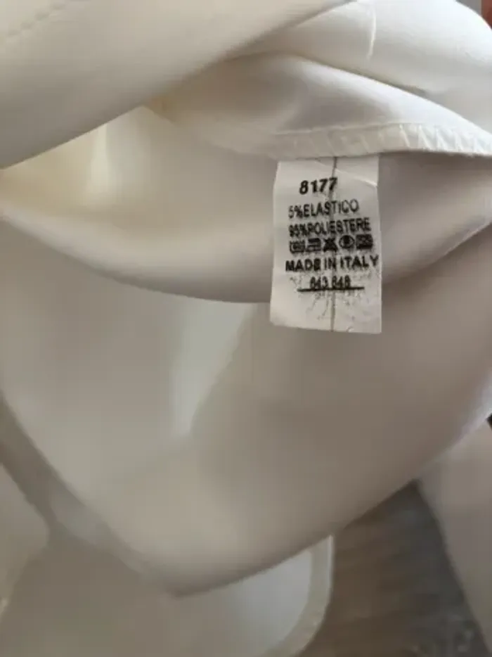 Blouse blanche - photo numéro 2