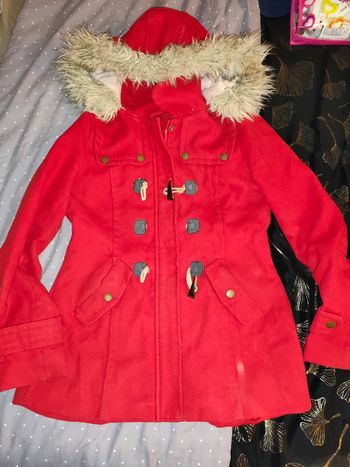 Manteau rouge 