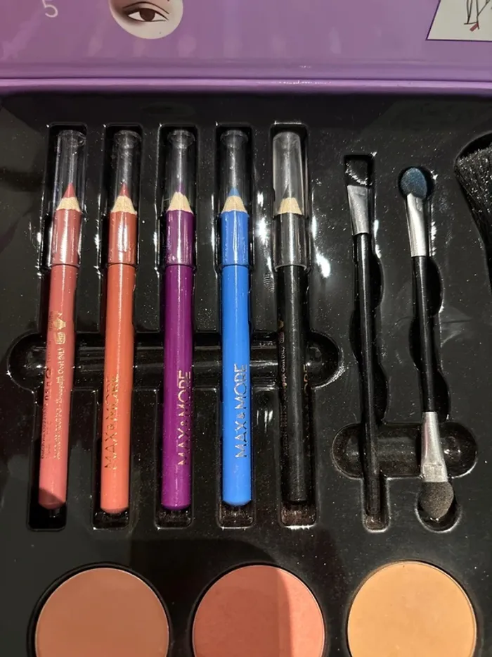 Palette de maquillage - photo numéro 7