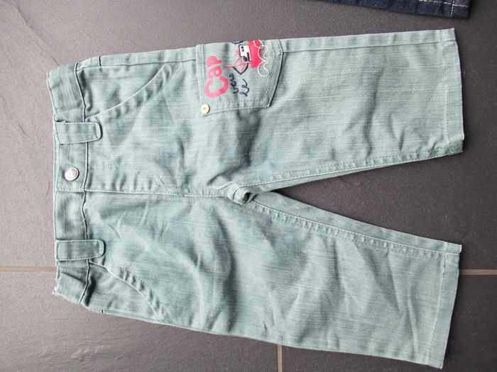 Jean's / pantalon garçon 1 an / 12 mois DPAM + don d'un jean's motif moto - photo numéro 2