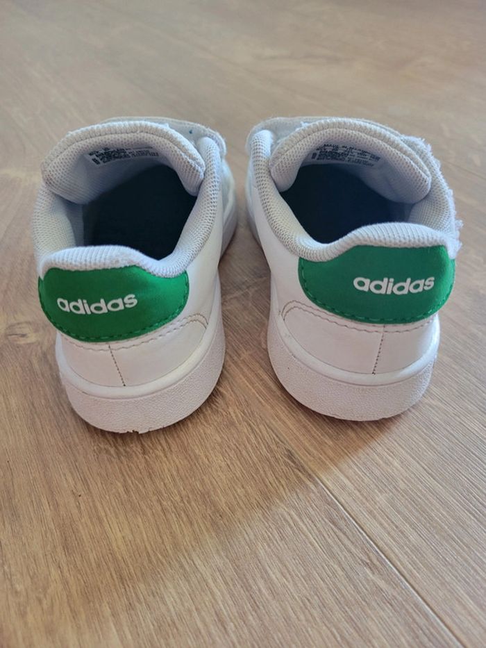 Baskets à scratch Adidas - Pointure 25.5 - photo numéro 4