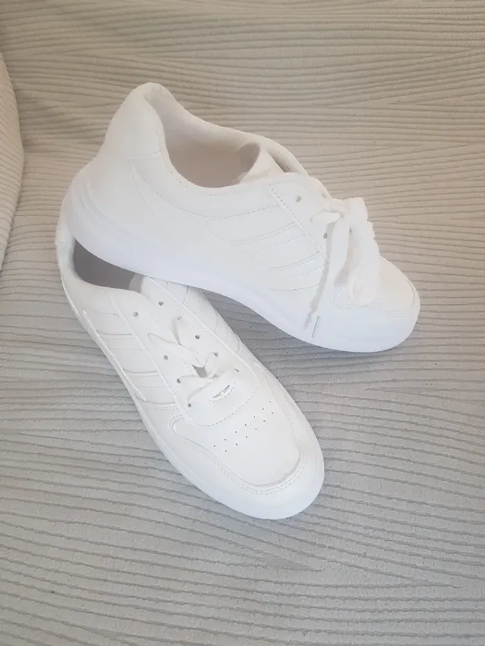 Chaussures Blanches Basique Femme T40 - photo numéro 2