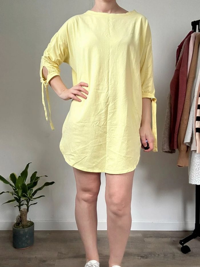 Robe tee-shirt jaune – Taille 38 – Très bon état