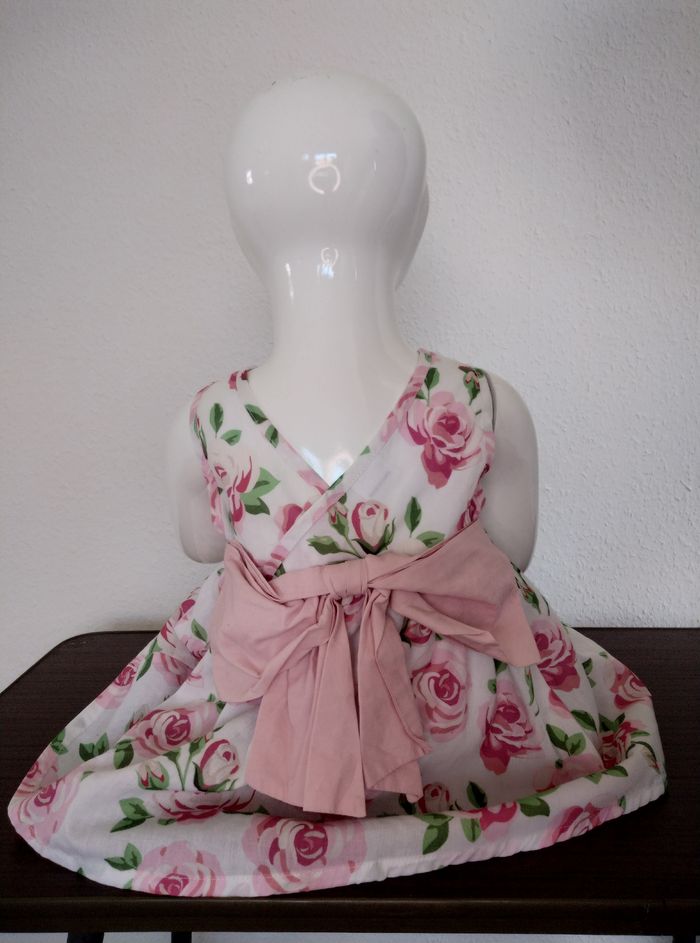 Robe fleurie 6 mois - photo numéro 2