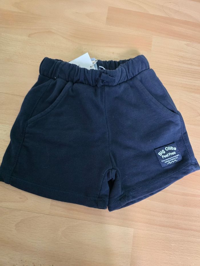 NEUFS (NON PORTÉS) 🏷🏷💙💙 🤩😍deux shorts 24 mois/2ans (92cm) garçon 💙💙🤩😍 - photo numéro 5
