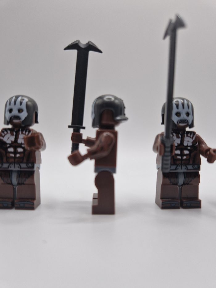 Figurines type lego 4 guerriers orcs seigneur des anneaux / hobbit - photo numéro 4