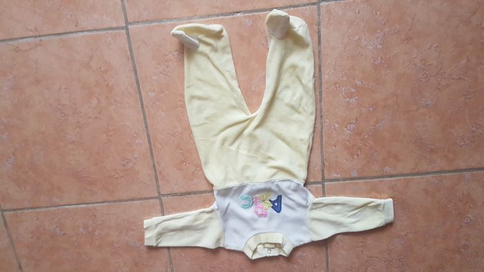 Grenouillère mi-saison fille 3 mois jaune