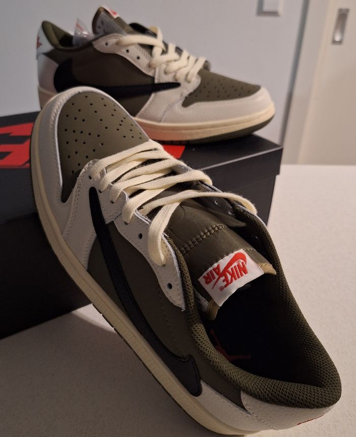 Black friday Nike air Jordan Travis Skott  taille 45 neuve avec étiquettes 🏷 - photo numéro 4