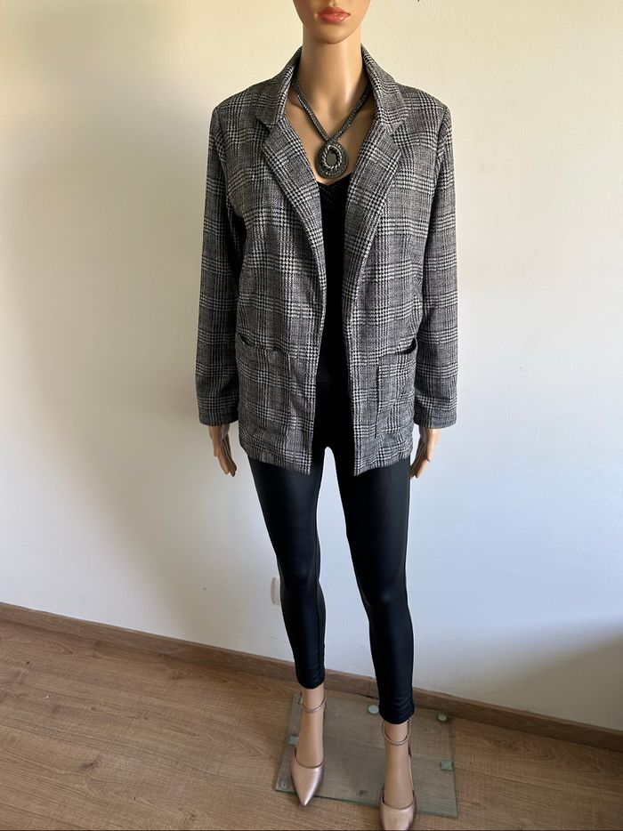 Blazer gris et noir Rinascimento taille M TBE - photo numéro 3