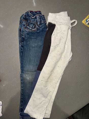 Lot de 2 pantalons 3/4 ans