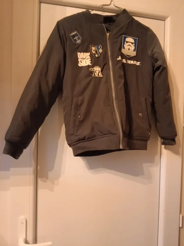 Veste enfant taille 10 ans - photo numéro 5
