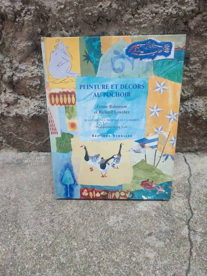 Livre peinture et décors au pochoir