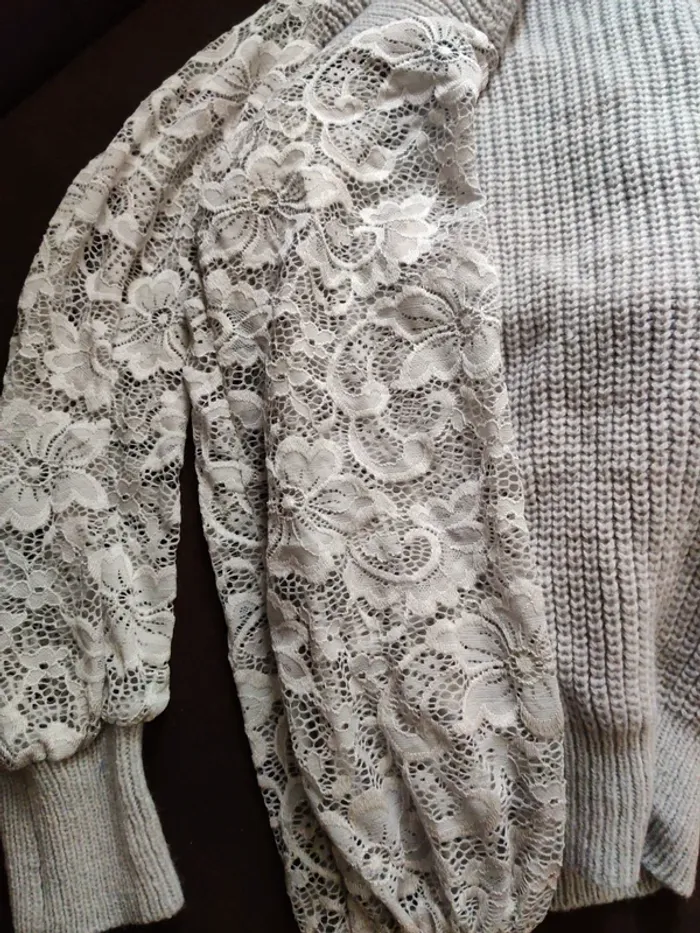 Magnifique Tricot jamais porté - photo numéro 4