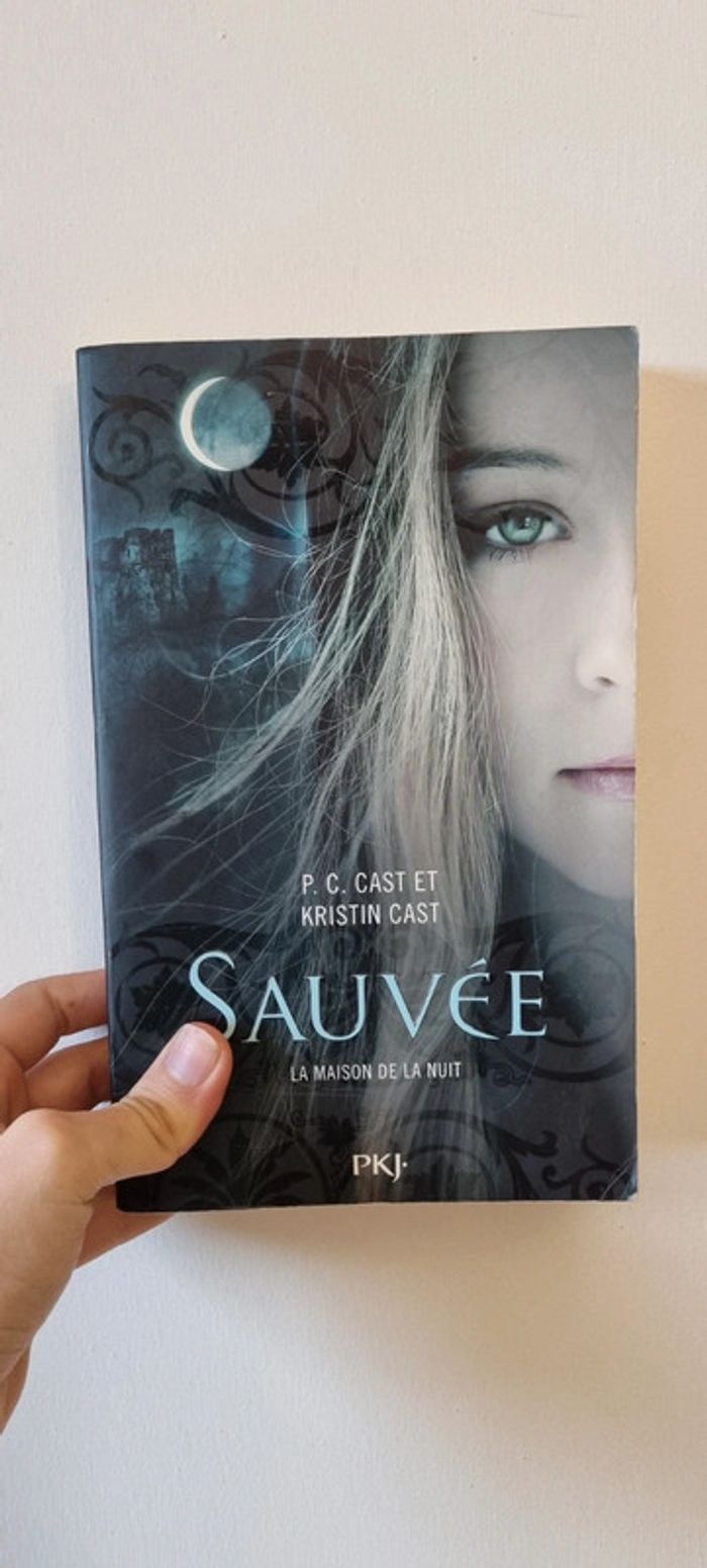 La Maison De La Nuit - Tome 12 - Sauvée
Kristin Cast, PC Cast, Julie Lopez - photo numéro 2