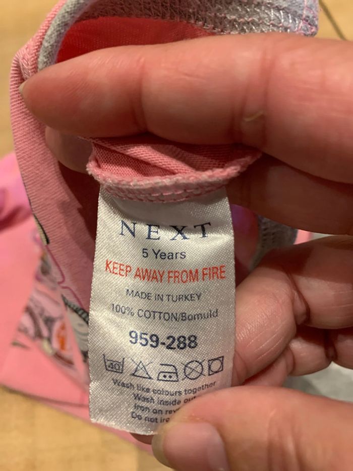 Lot de tee-shirts manche longue taille 5 ans - photo numéro 17