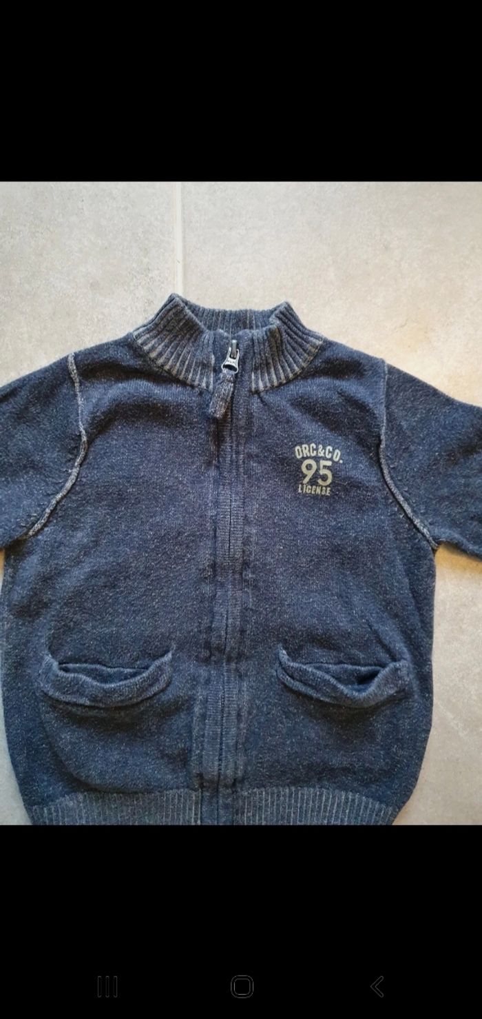 Sweat  2 ans - photo numéro 2