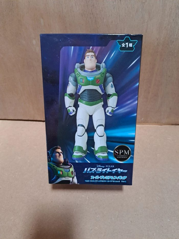Figurine buzz l'éclair sega disney pixar