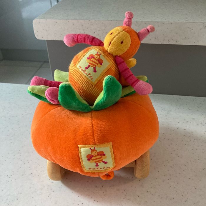 Peluche citrouille abeille moulin Roty