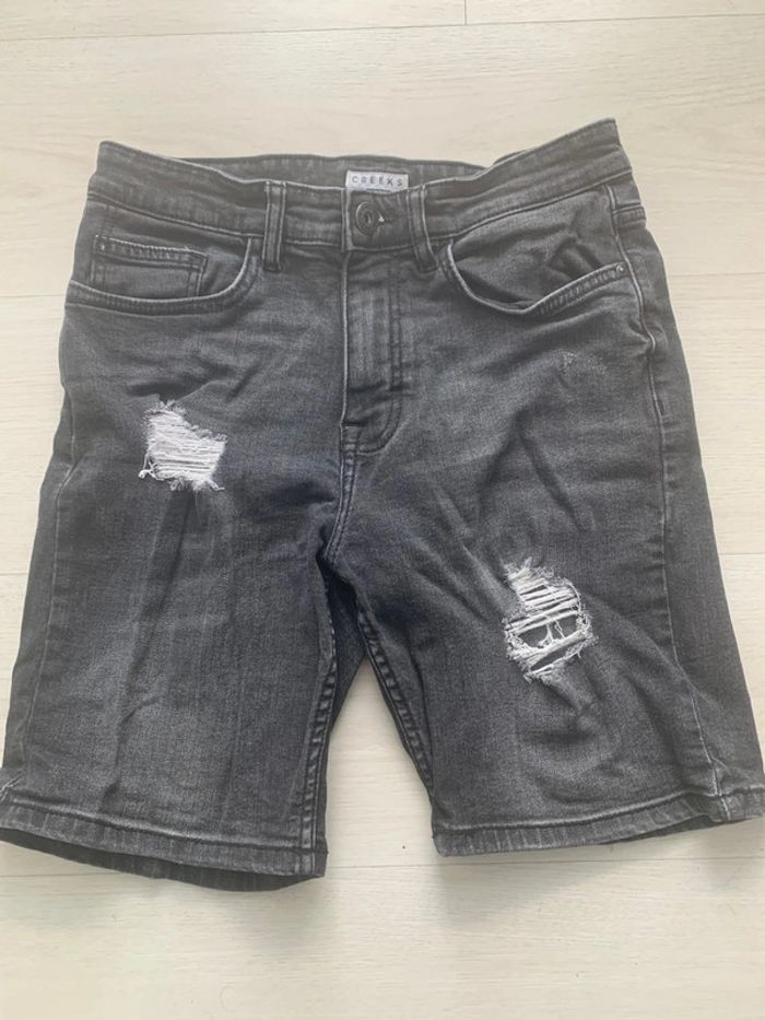 Short noir neuf