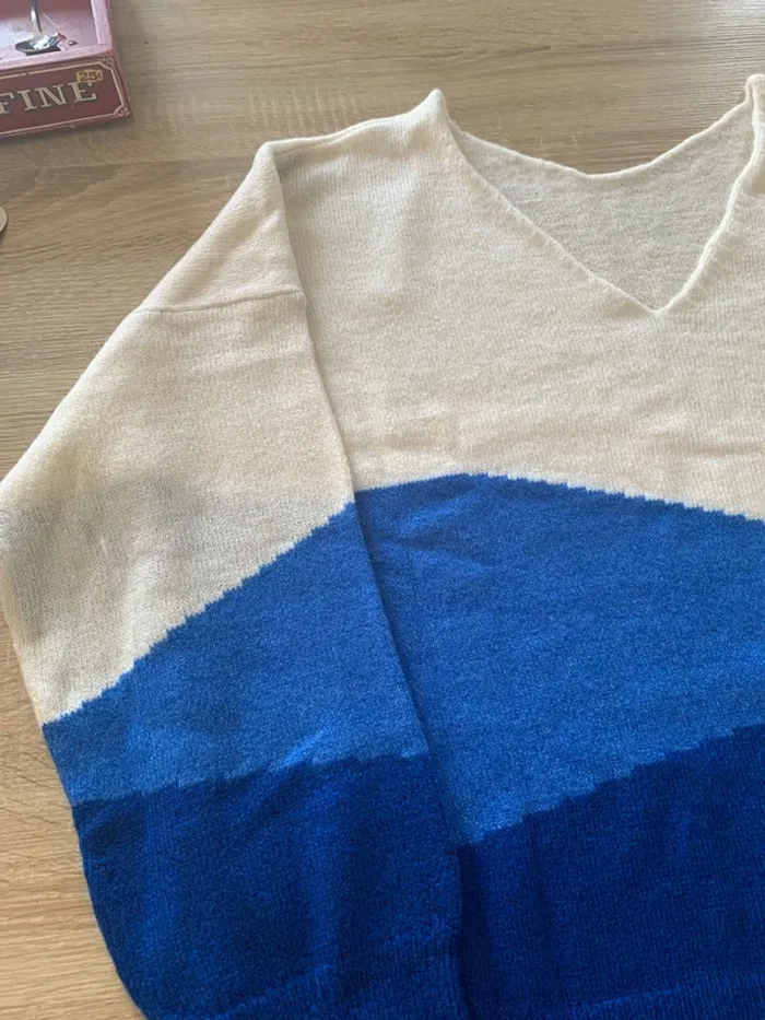 Pull graphique - photo numéro 2