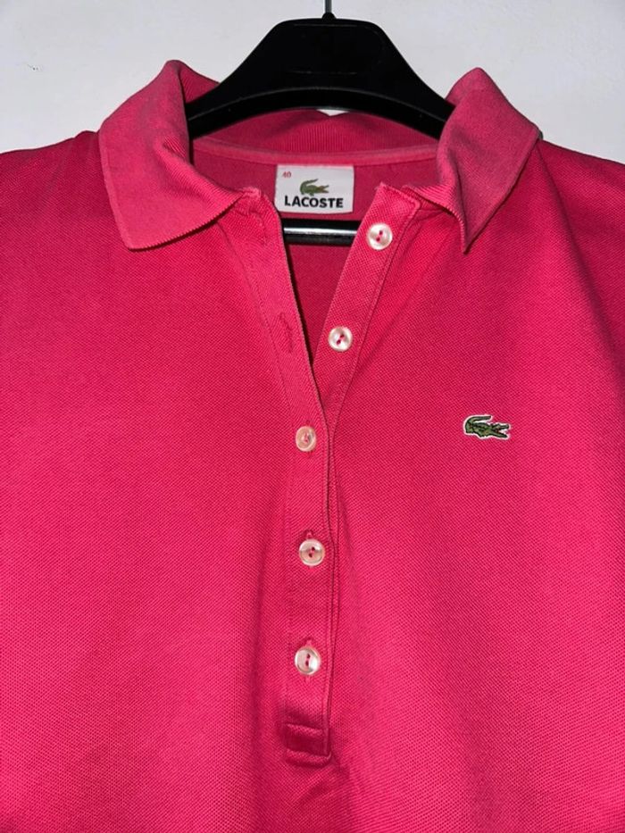 Joli polo femme Lacoste t40 - photo numéro 2