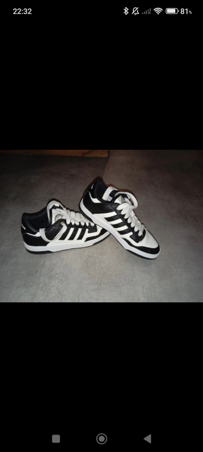 basket adidas 38 2/3 blanche et noir - photo numéro 2