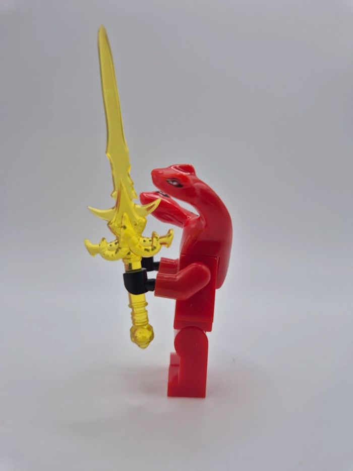 Figurine type lego Serpent Ninjago - photo numéro 2