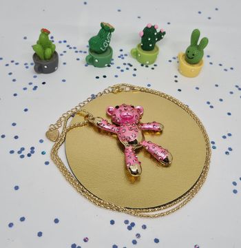 Collier doré ourson rose
