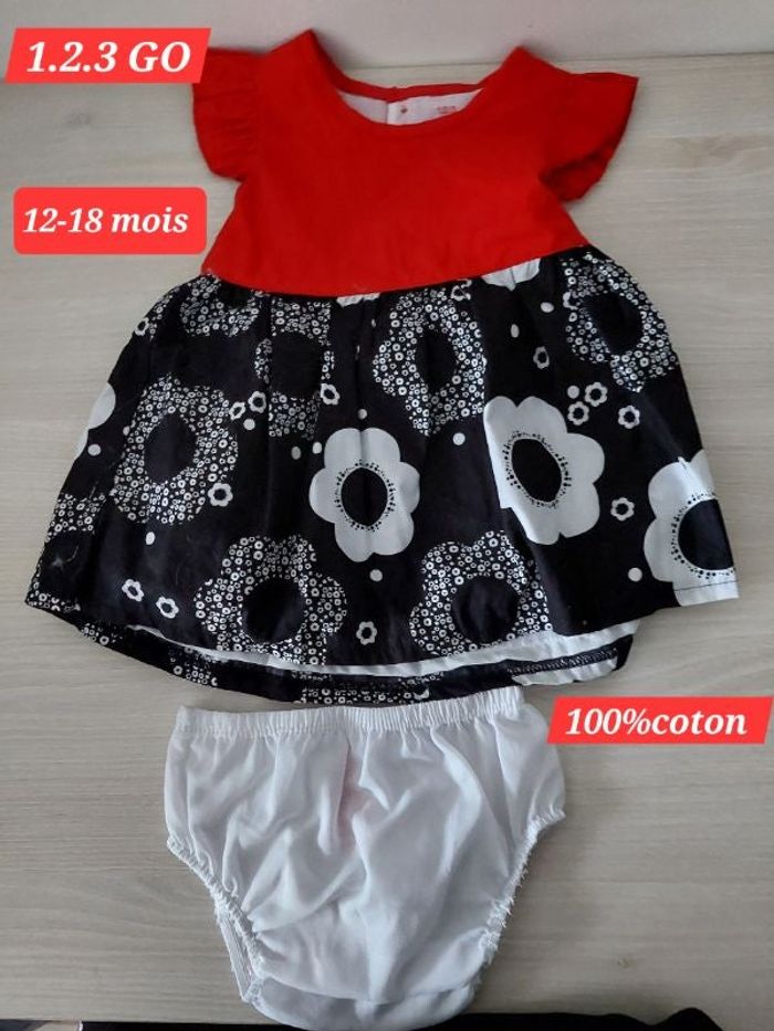 Robe noire et rouge avec culotte 12/18 mois