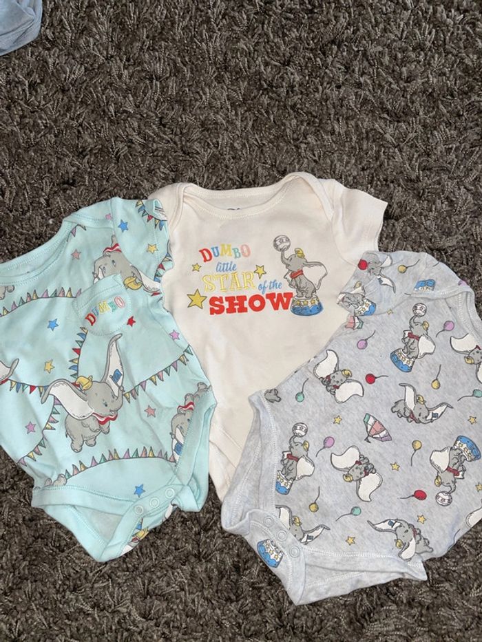 Lot 3 bodies 3-6 mois