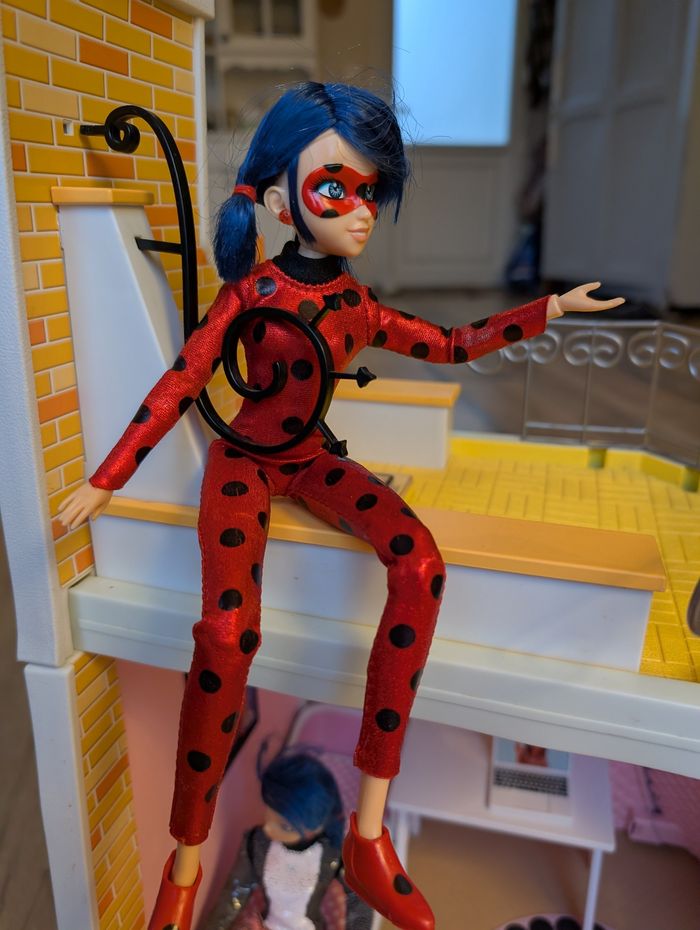 Chambre Miraculous lady bug marinette - photo numéro 2