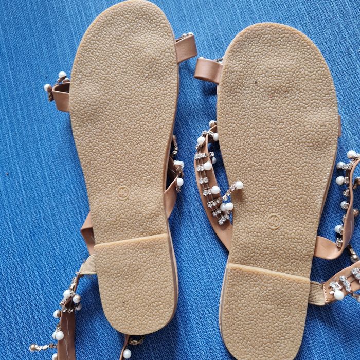 T40 sandales tong beige a perle - photo numéro 3