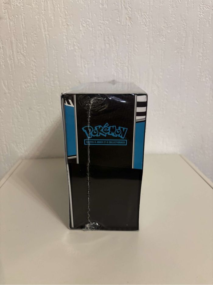 Pokémon etb ev10.5 foudre noire - photo numéro 2